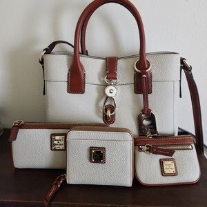 Dooney and Bourke bag with accessories